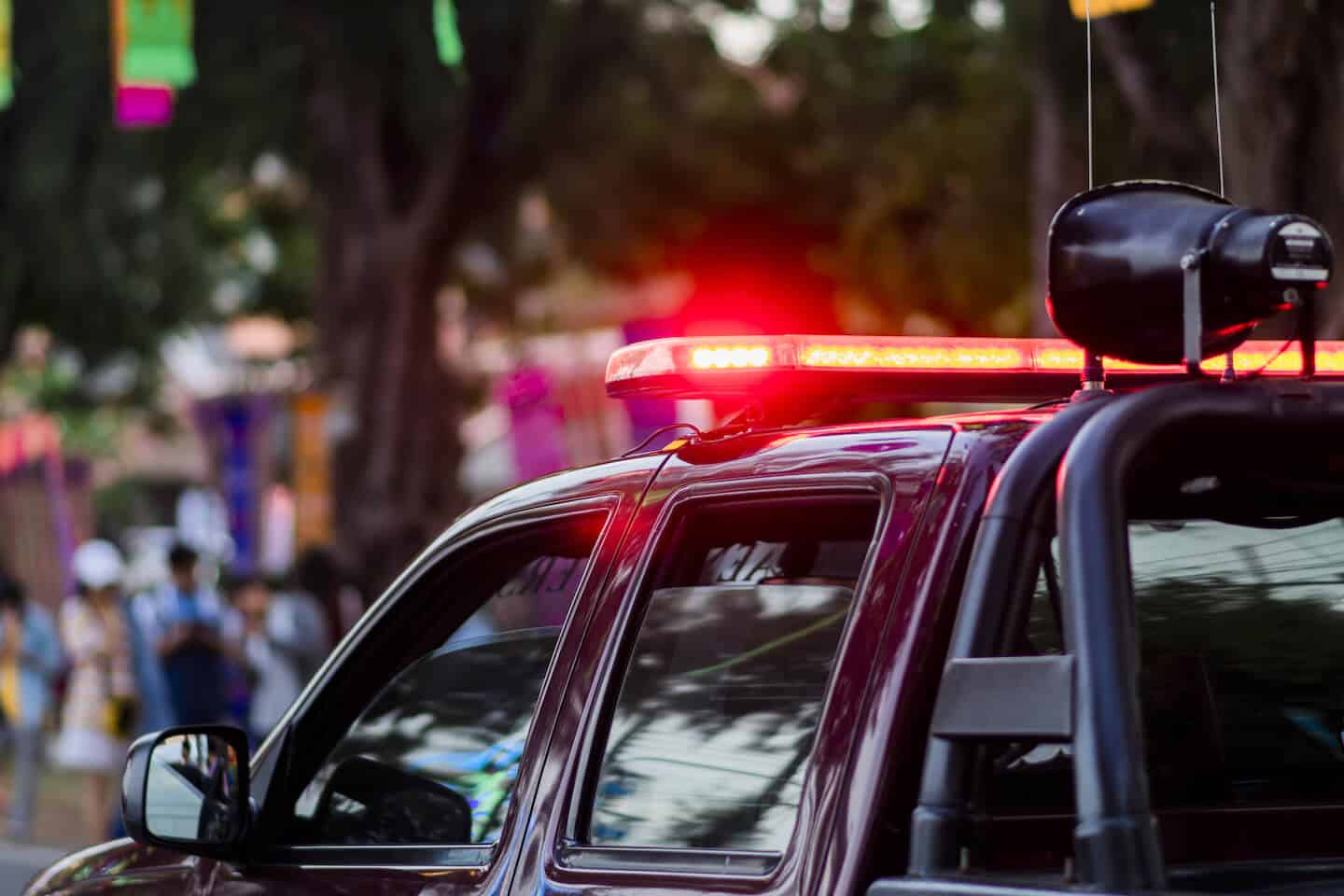 how to report a car accident to the police.